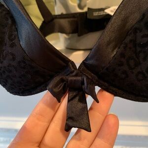 COSABELLA Black Lace and Satin Leopard Print Bow Accent Bra Size 34D